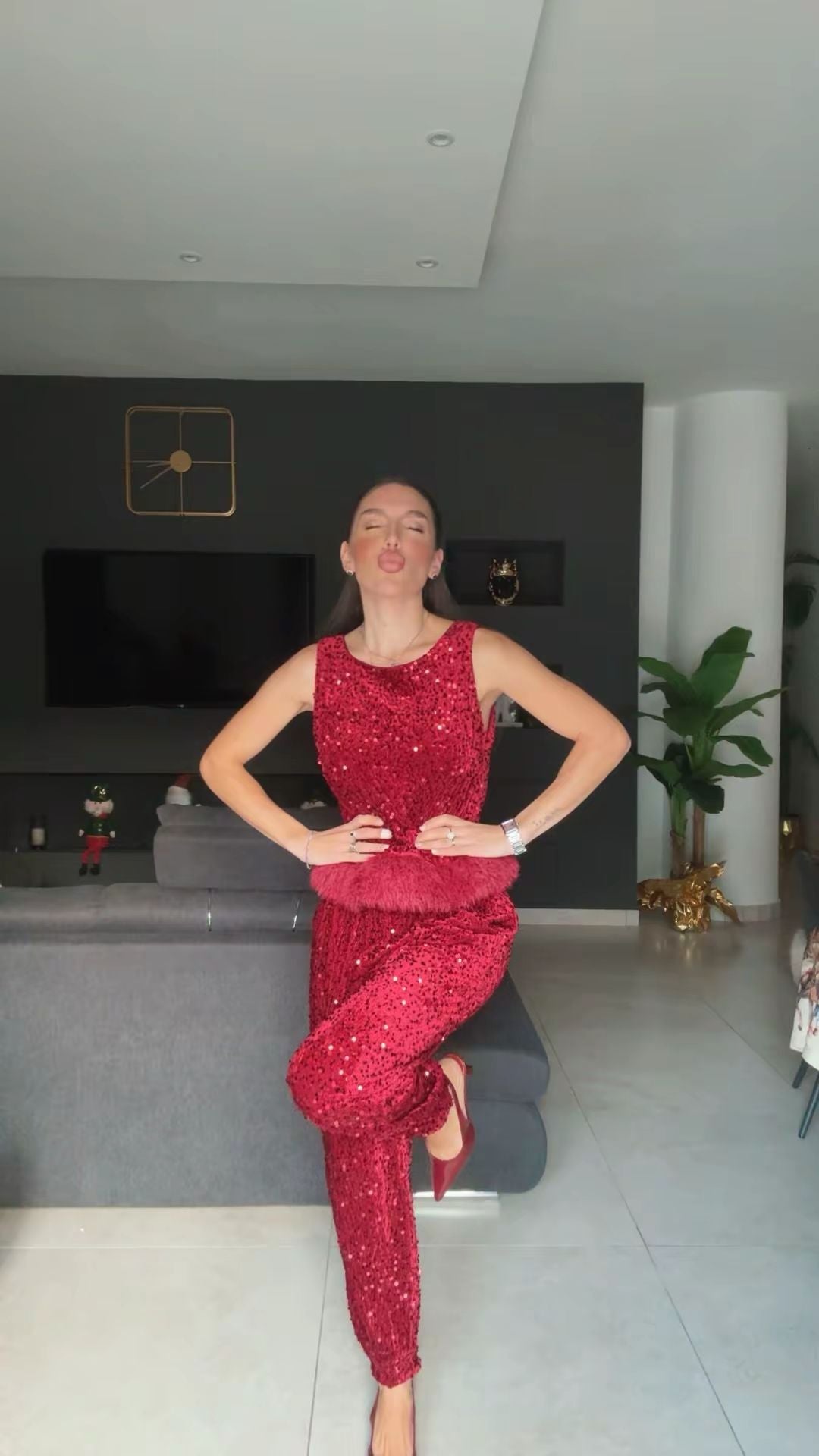 Rode Jumpsuit met Glitteraccenten