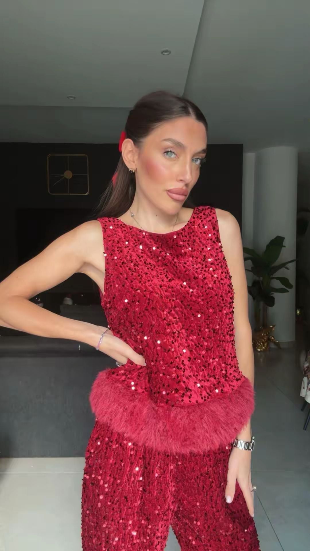 Rode Jumpsuit met Glitteraccenten